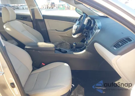 2015 Kia Optima Lx from USA, damaged, VIN 5XXGM4A77FG356314